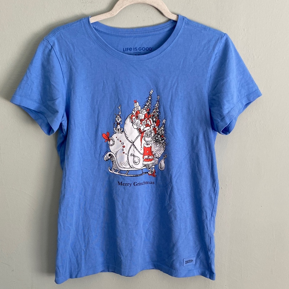 Life Is Good Women’s Blue Merry Grinchmas Graphic Tee Size Medium